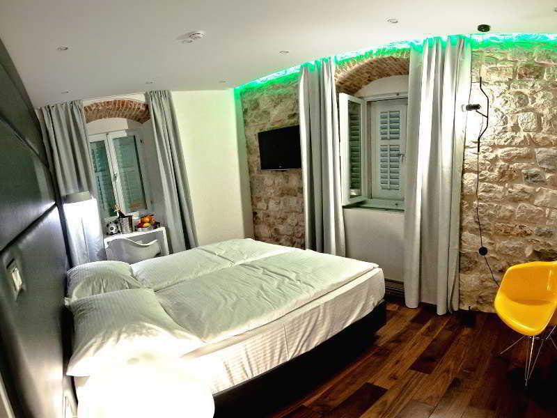 Jupiter Luxury Hotel