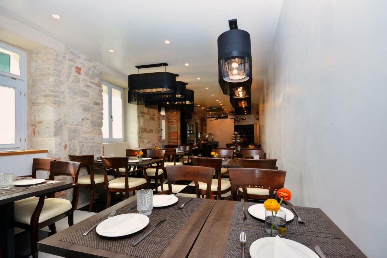 Hotell Jupiter Luxury